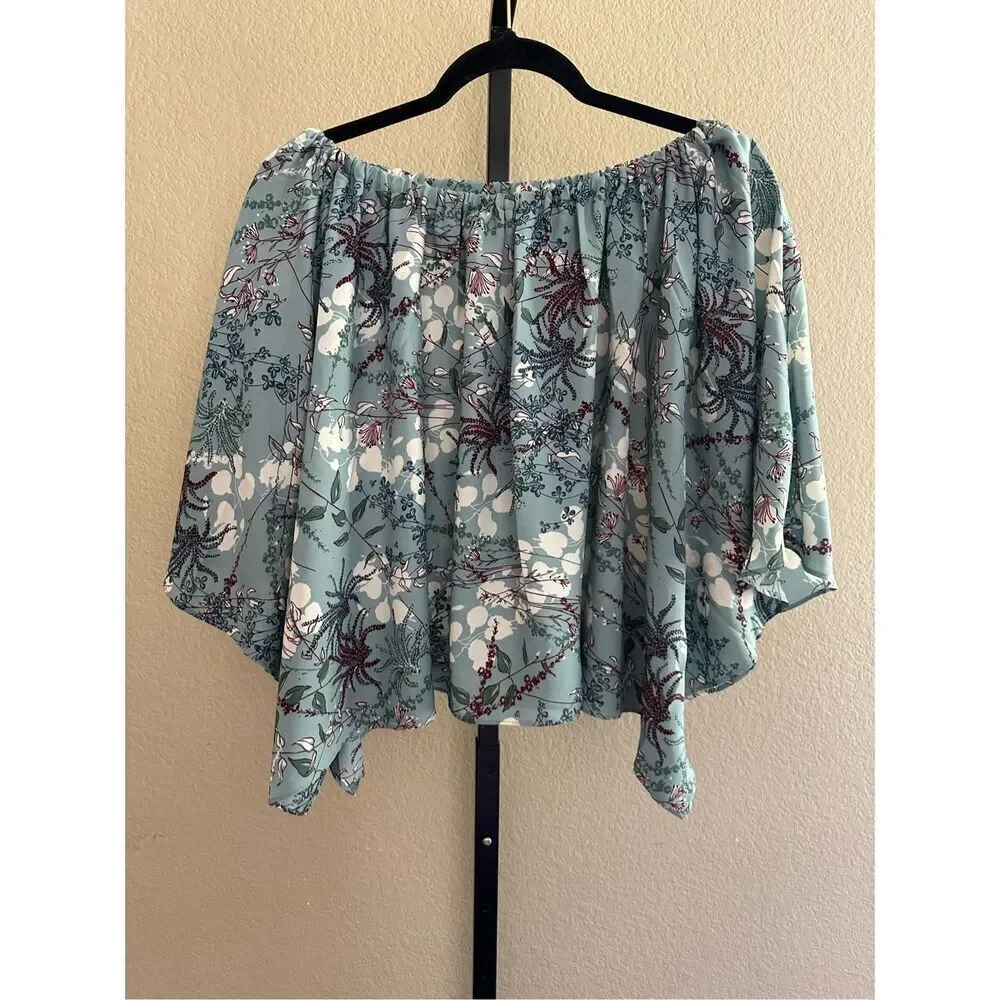 Krisa Los Angeles Floral Top and Bottom Set Size S